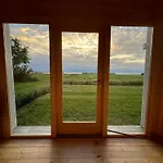 Idyllic Thatched With Sea View * Nordenbro Vesteregn