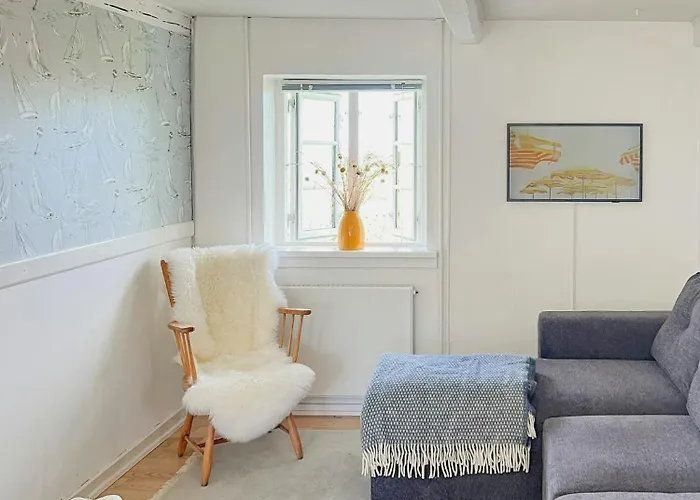 Idyllic Thatched With Sea View * Humble