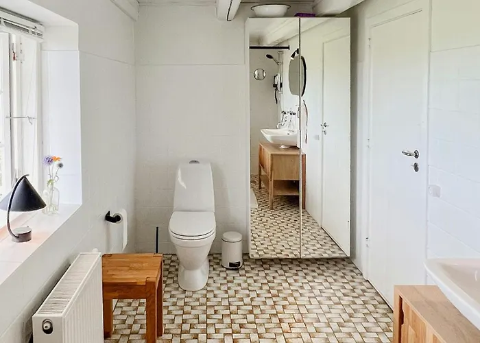 Idyllic Thatched With Sea View Holiday home Humble