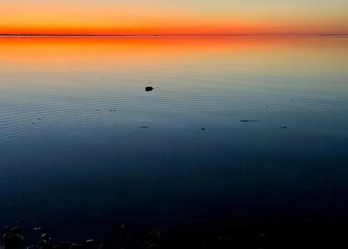 Holiday home Idyllic Thatched With Sea View